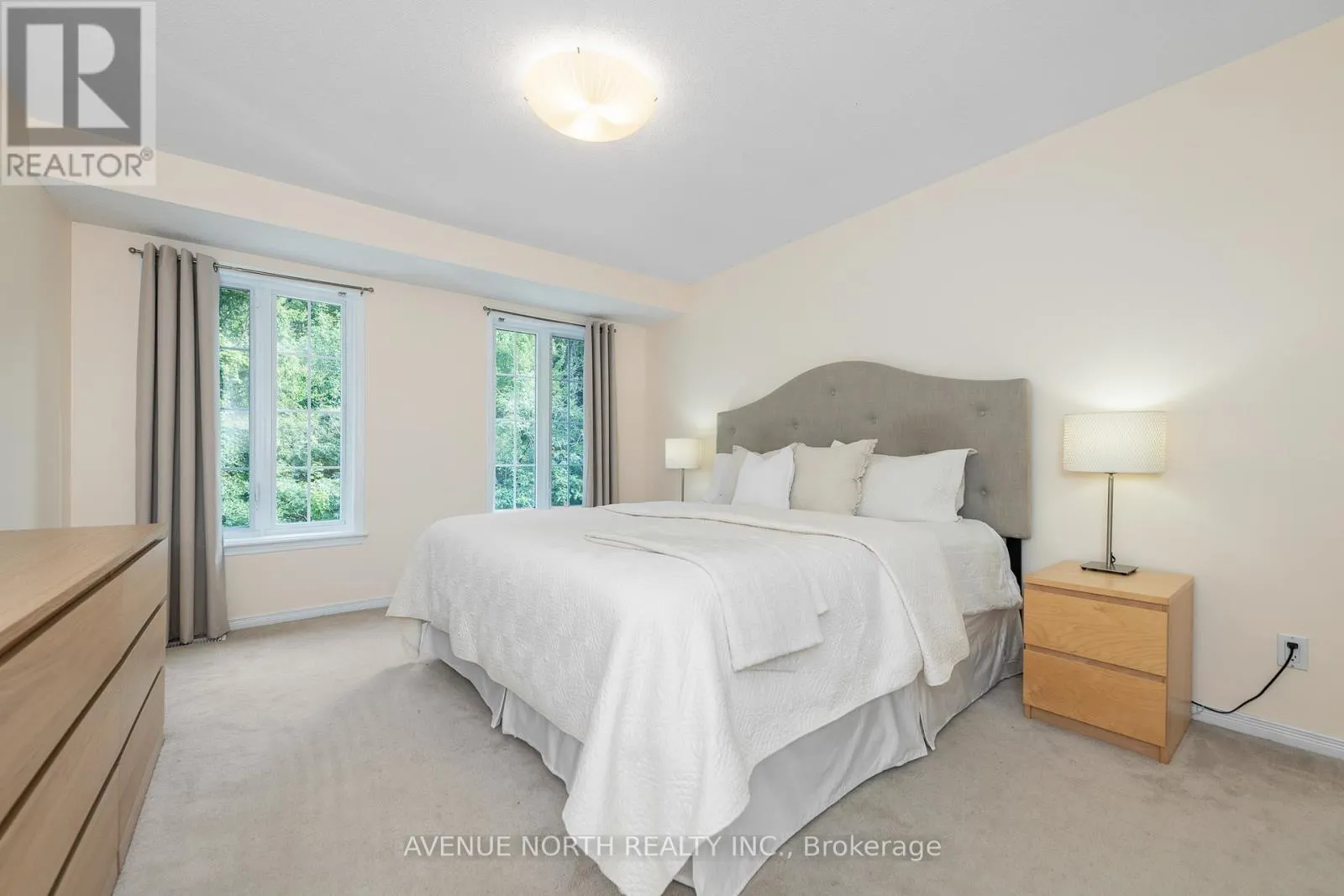 225 GLADEVIEW PRIVATE