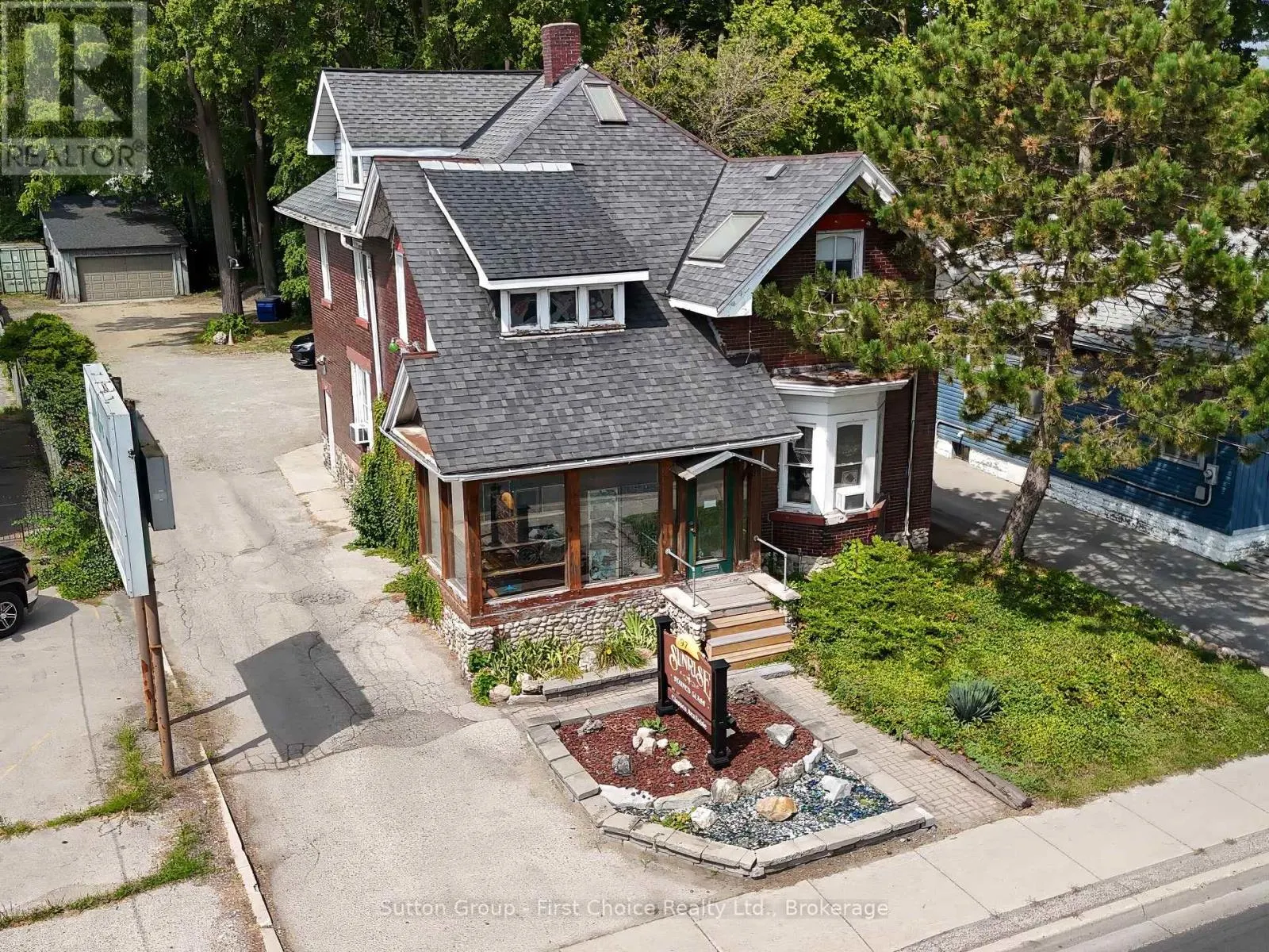 97 WHARNCLIFFE ROAD S