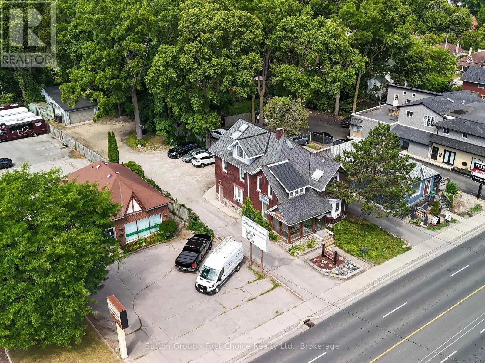 97 WHARNCLIFFE ROAD S