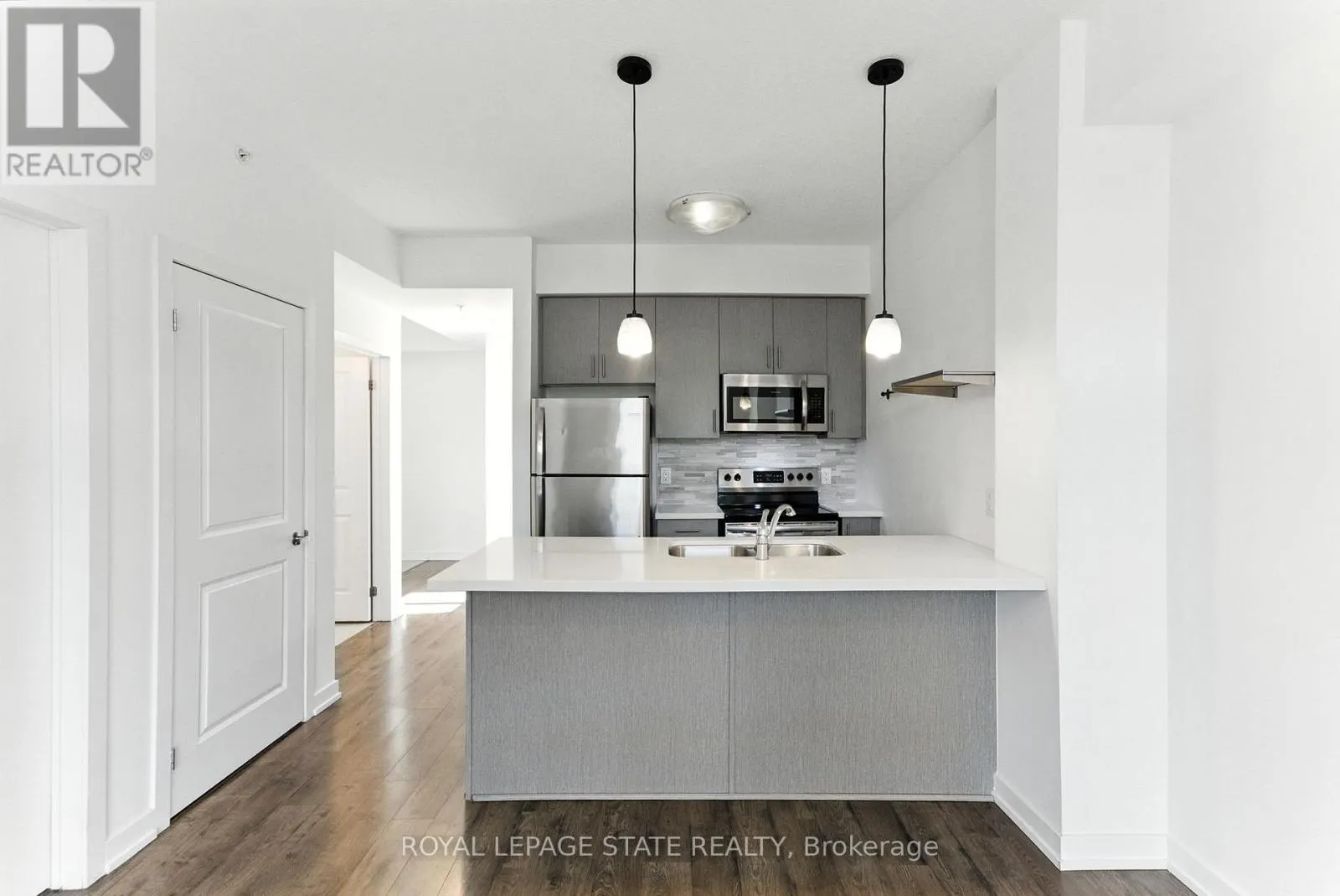 709 - 81 ROBINSON STREET