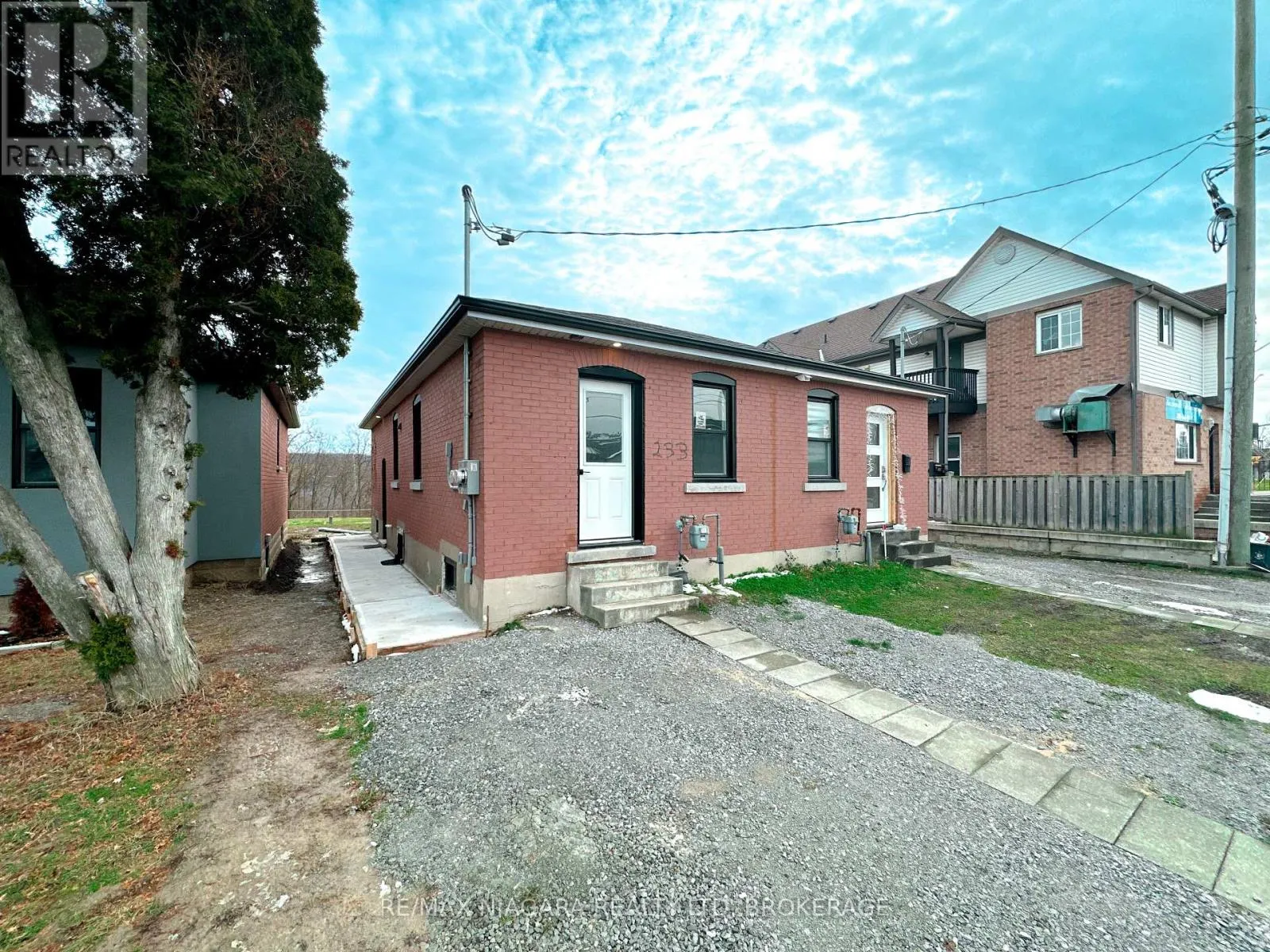 233 PELHAM ROAD