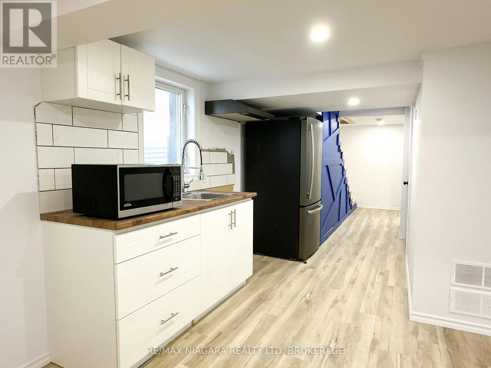 233 PELHAM ROAD