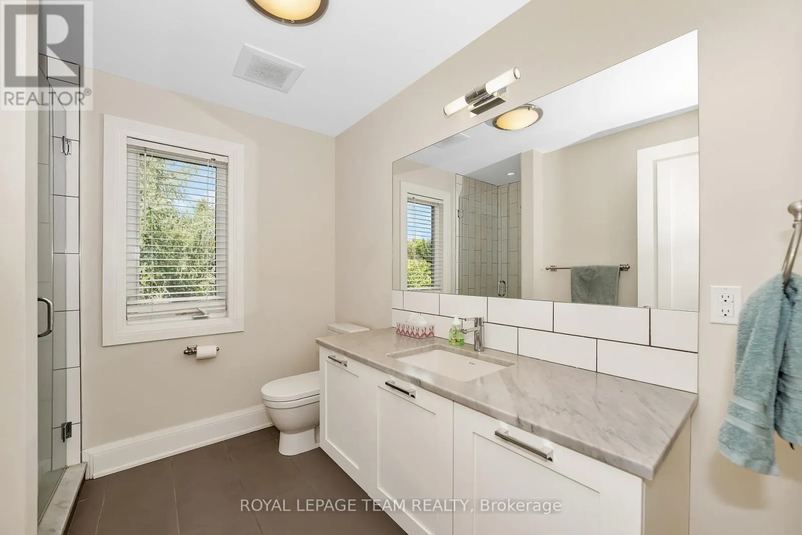6290 EMERALD LINKS DRIVE
