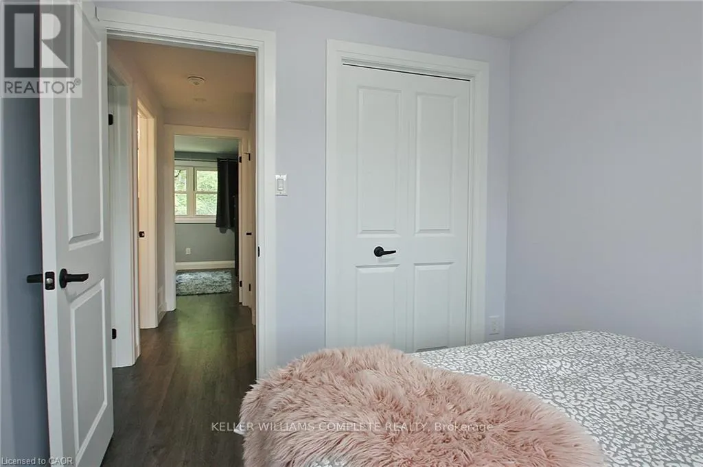 6 - 410 PIONEER DRIVE