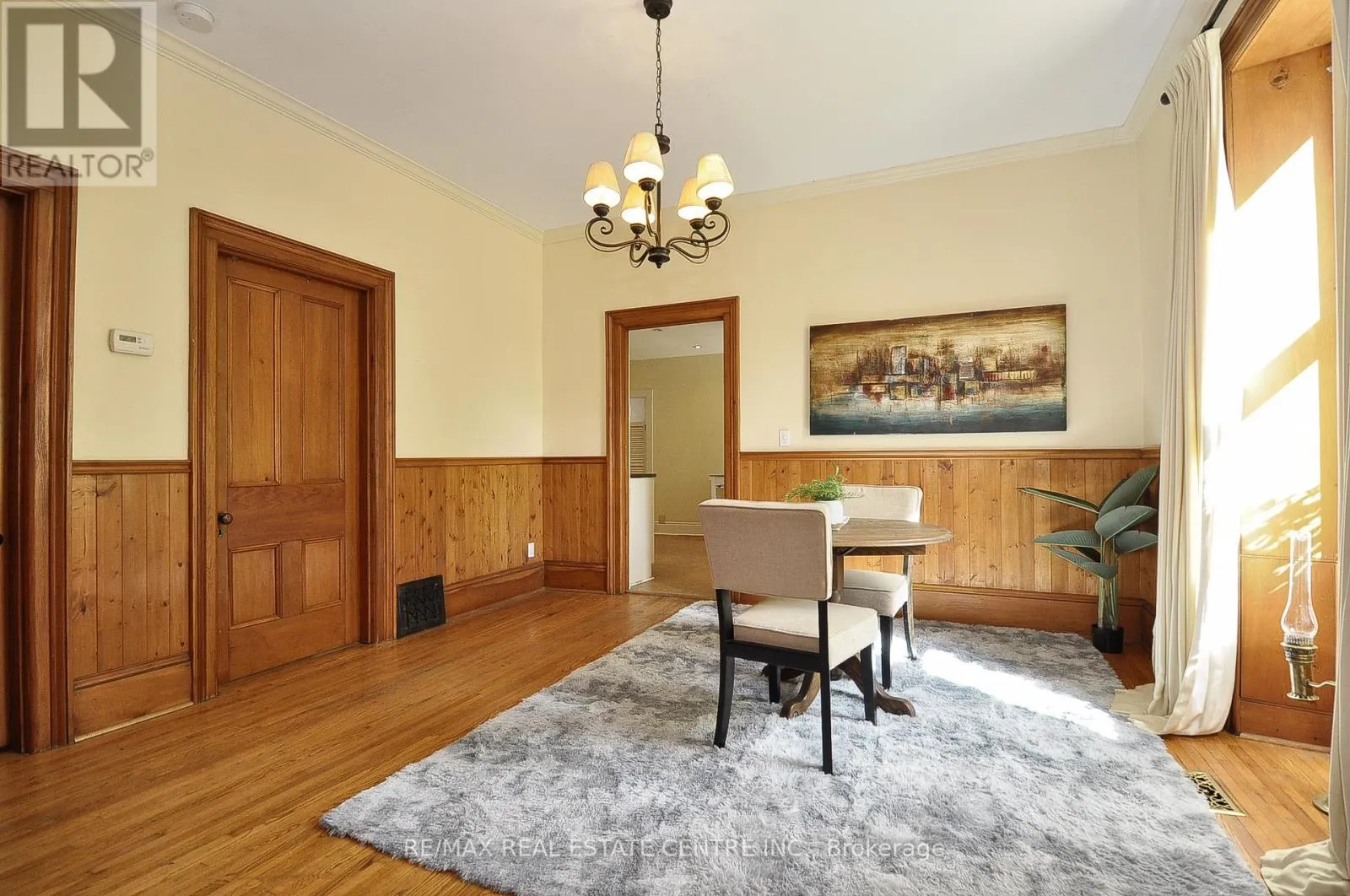 110 GRAND AVENUE S