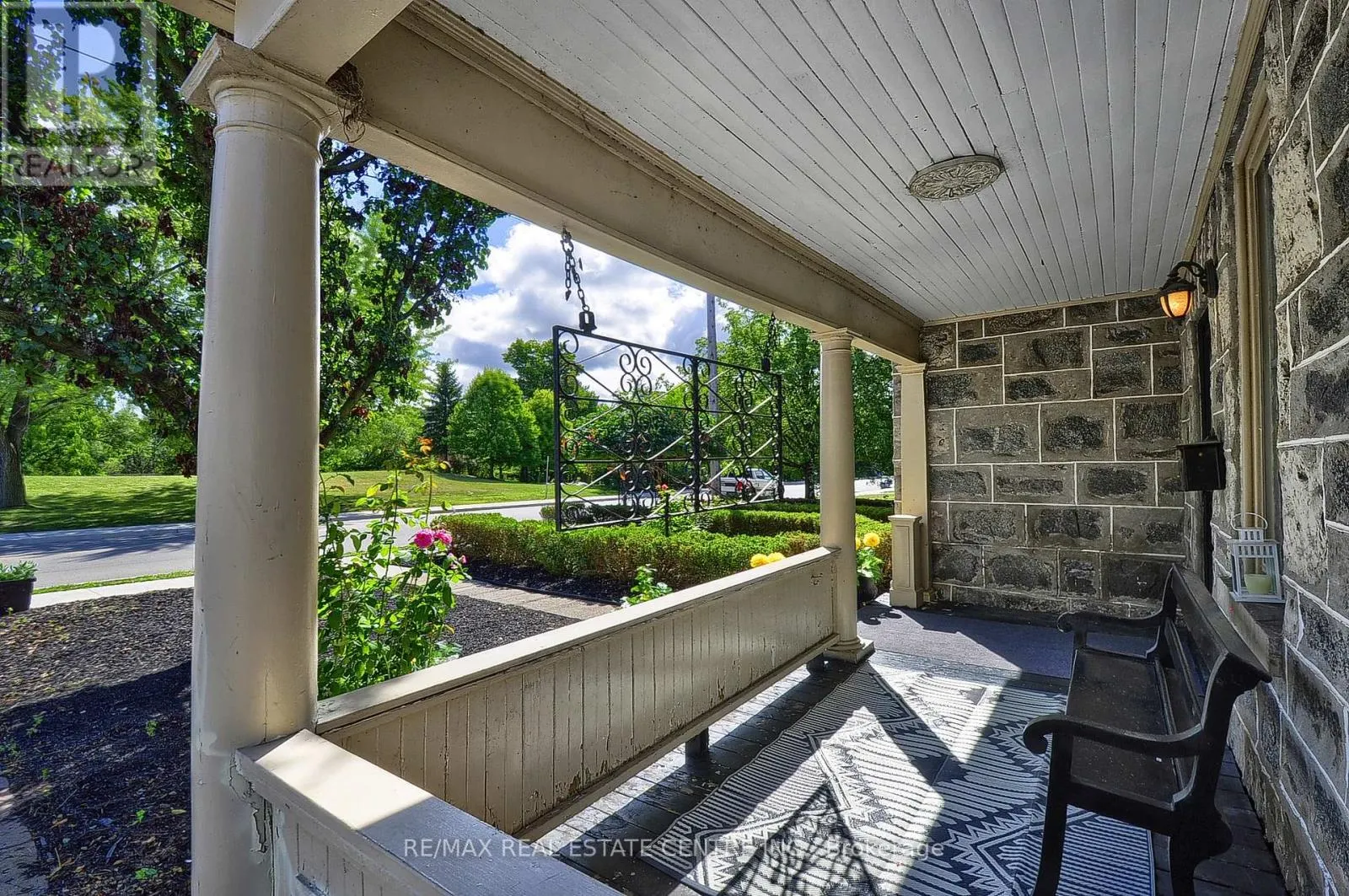 110 GRAND AVENUE S