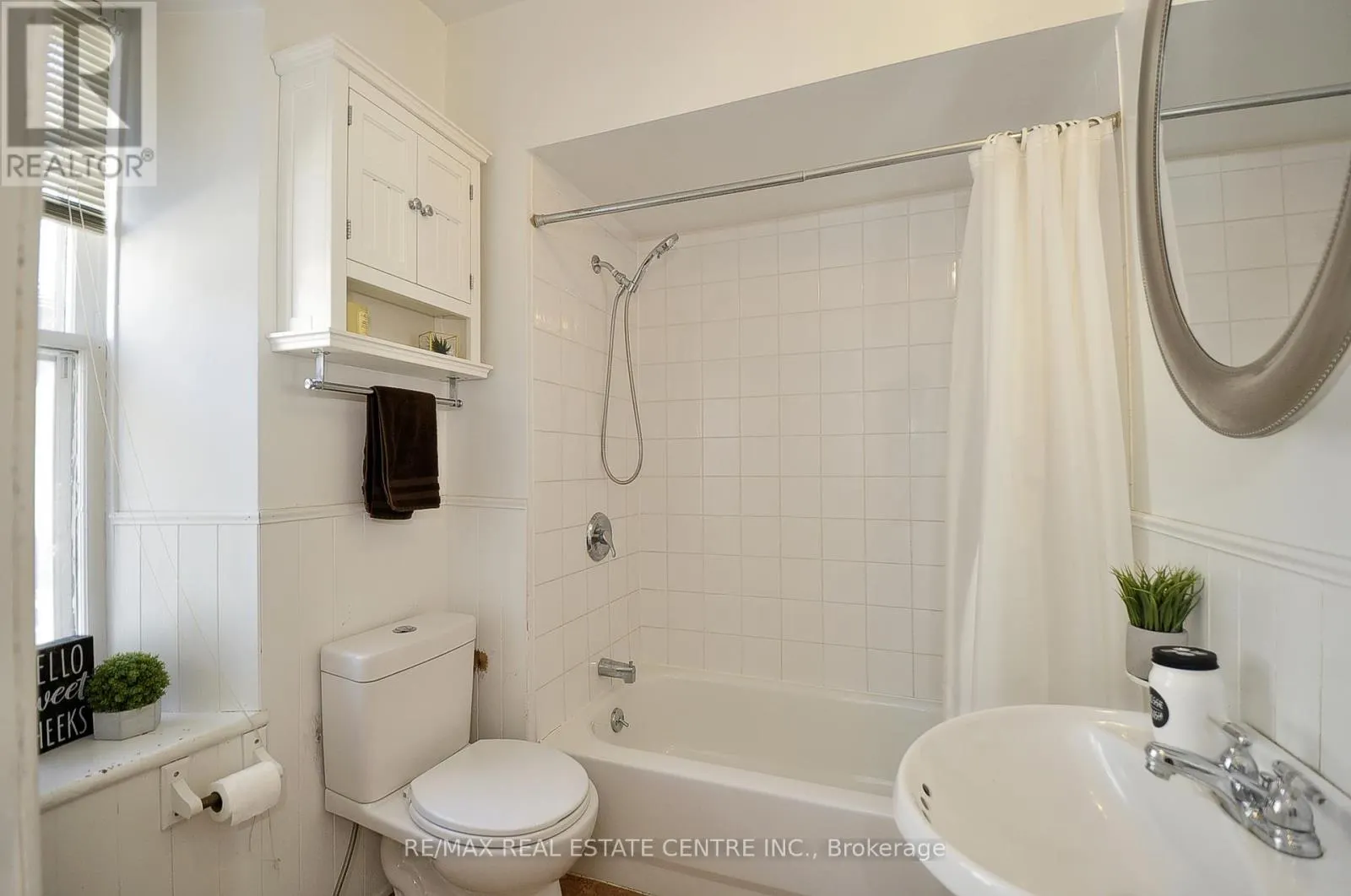 110 GRAND AVENUE S