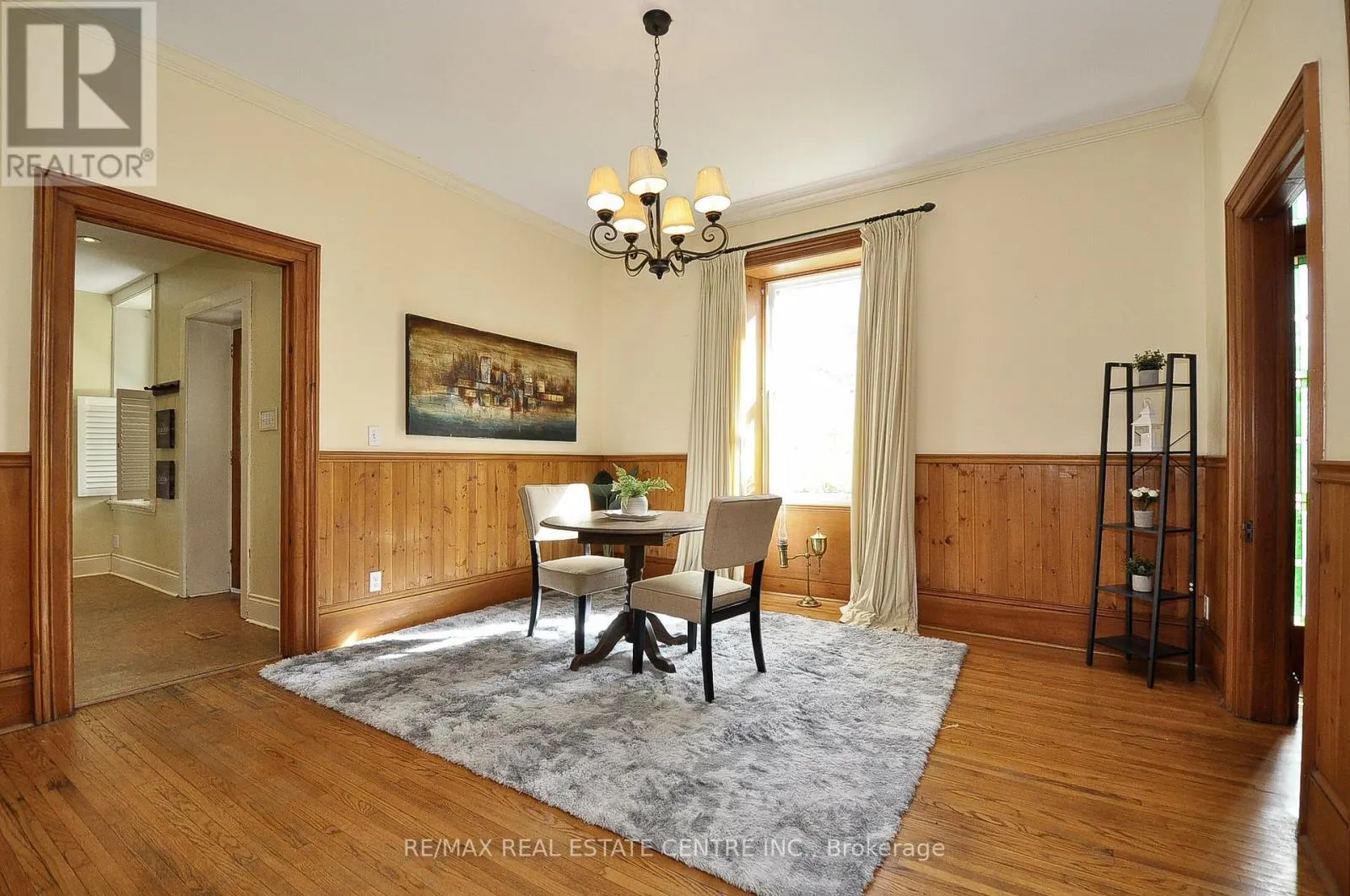110 GRAND AVENUE S