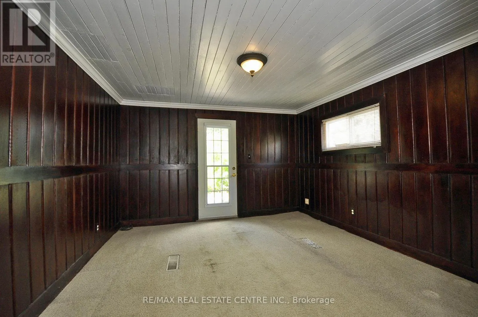 110 GRAND AVENUE S