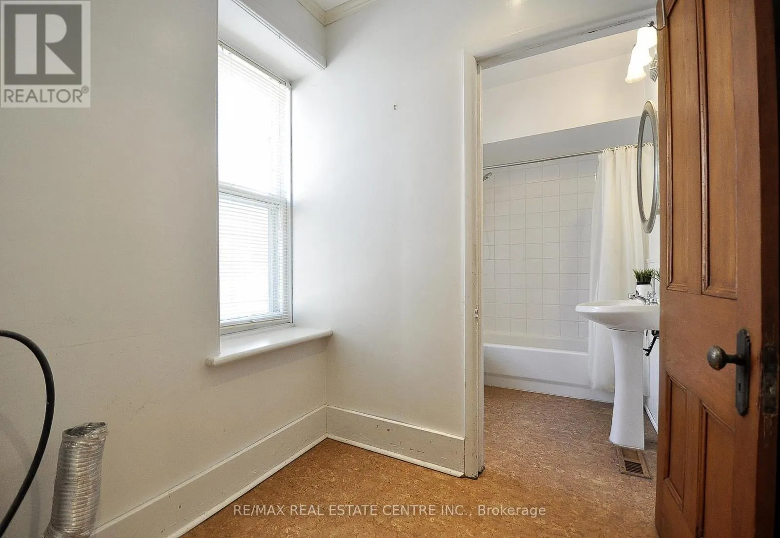 110 GRAND AVENUE S
