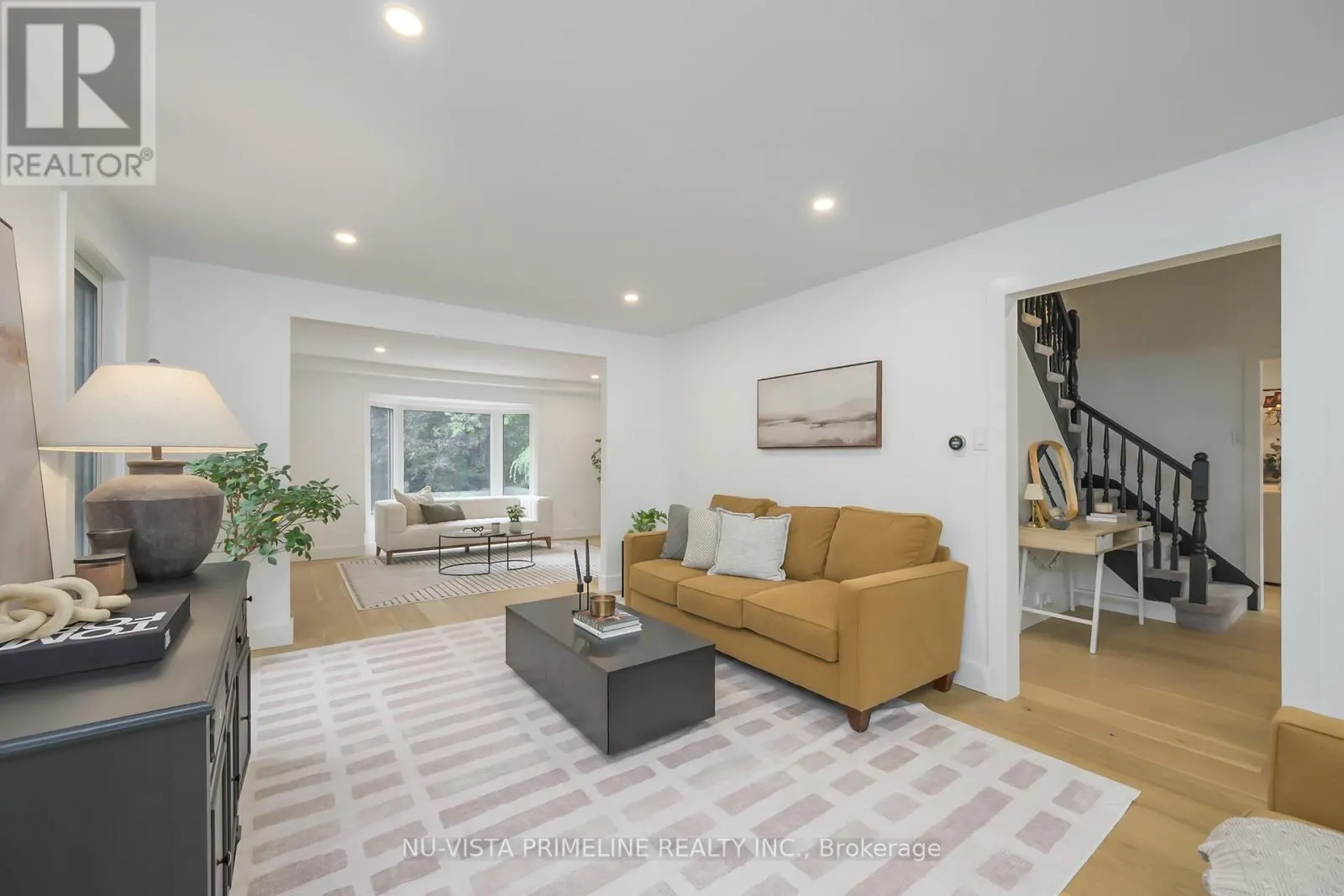 50 MERIDENE CRESCENT E