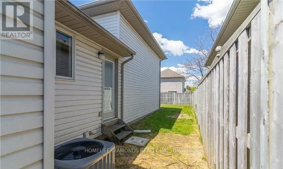 209 THURMAN CIRCLE