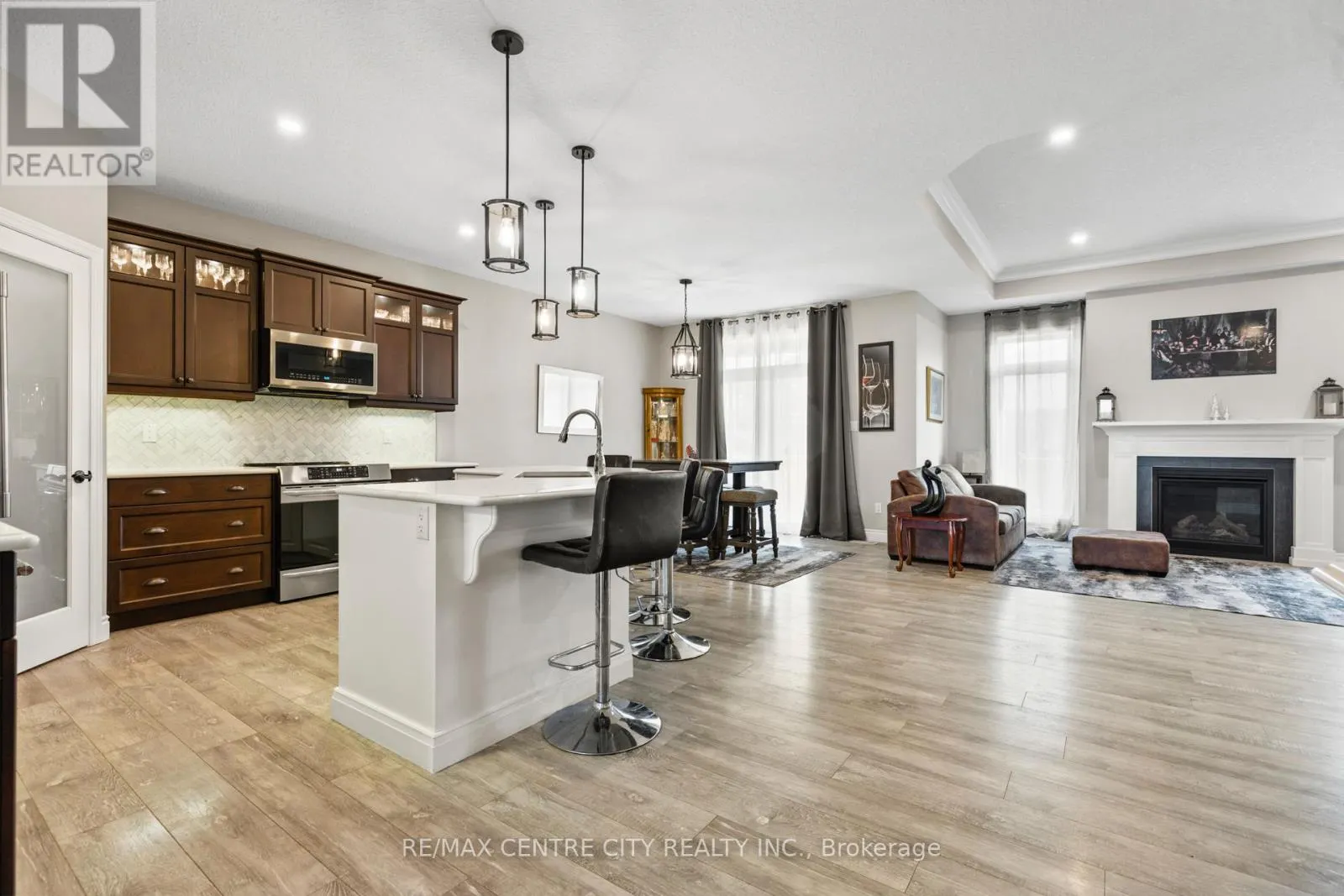 18 MURIFIELD DRIVE