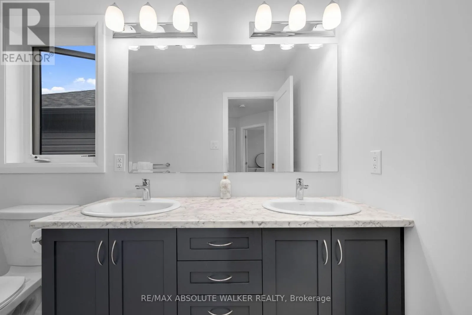 21 FOSSA TERRACE N