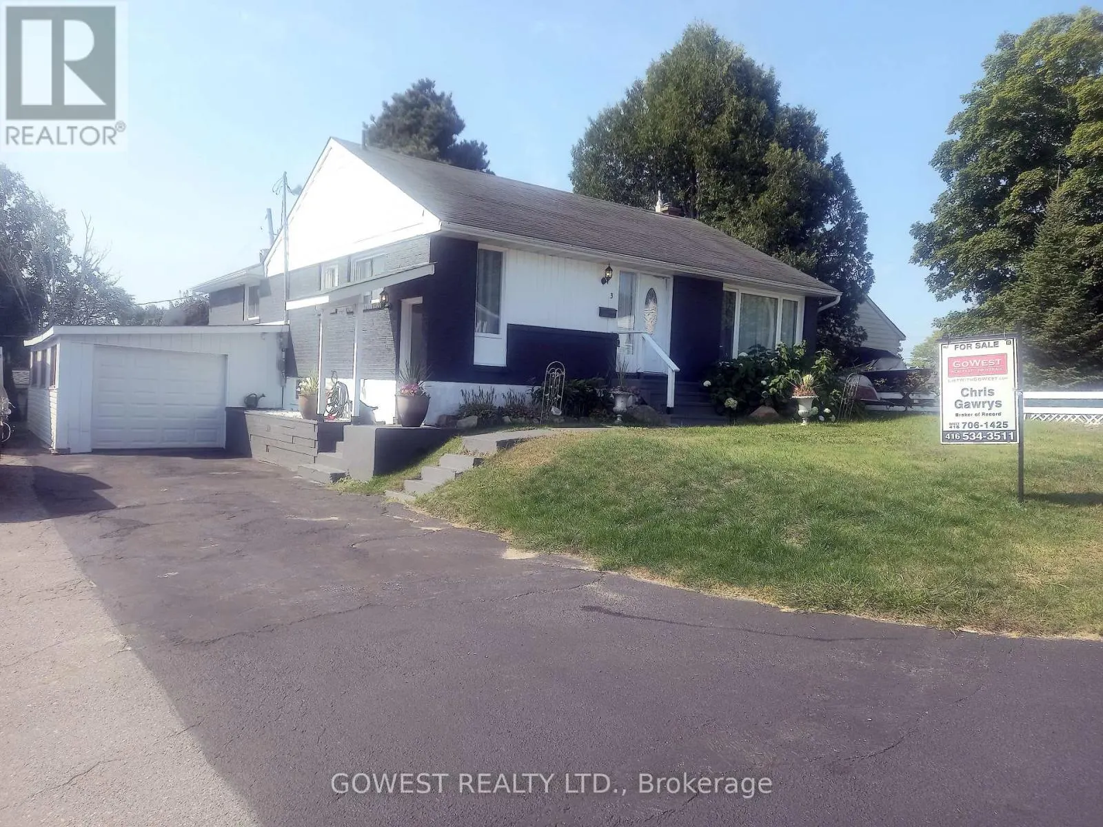 3 HART ROAD