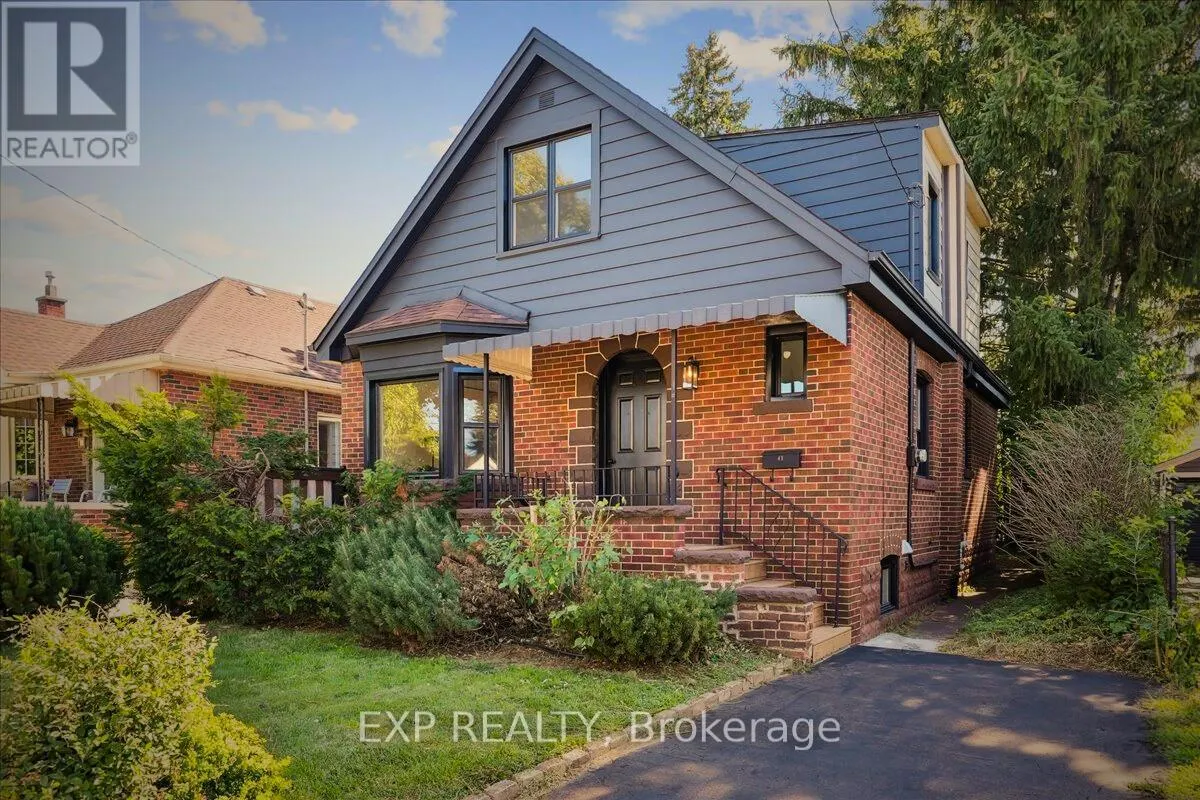 41 CAMERON AVENUE S