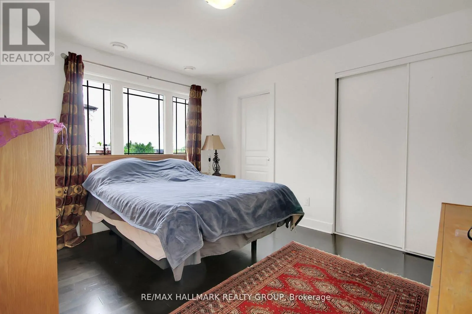 10 - 340 TRIBECA PRIVATE