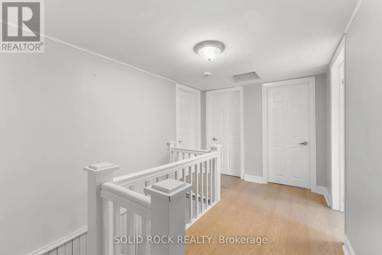 60 HUGH STREET S