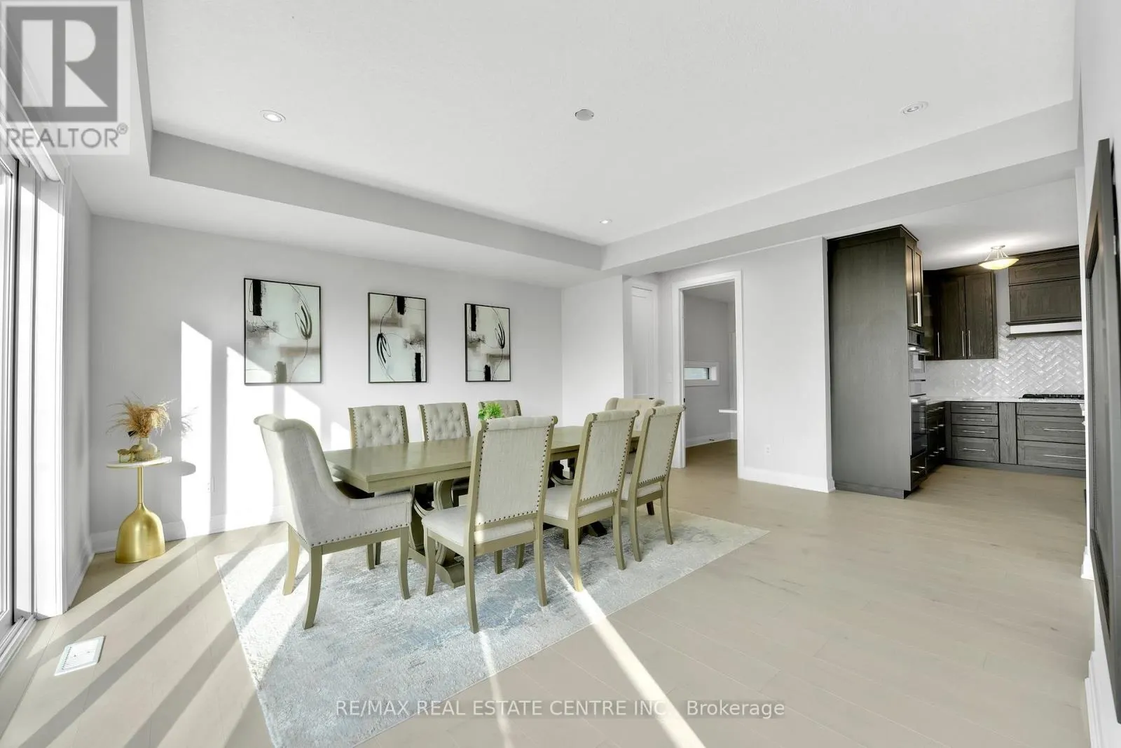 554 BRIDGEMILL CRESCENT