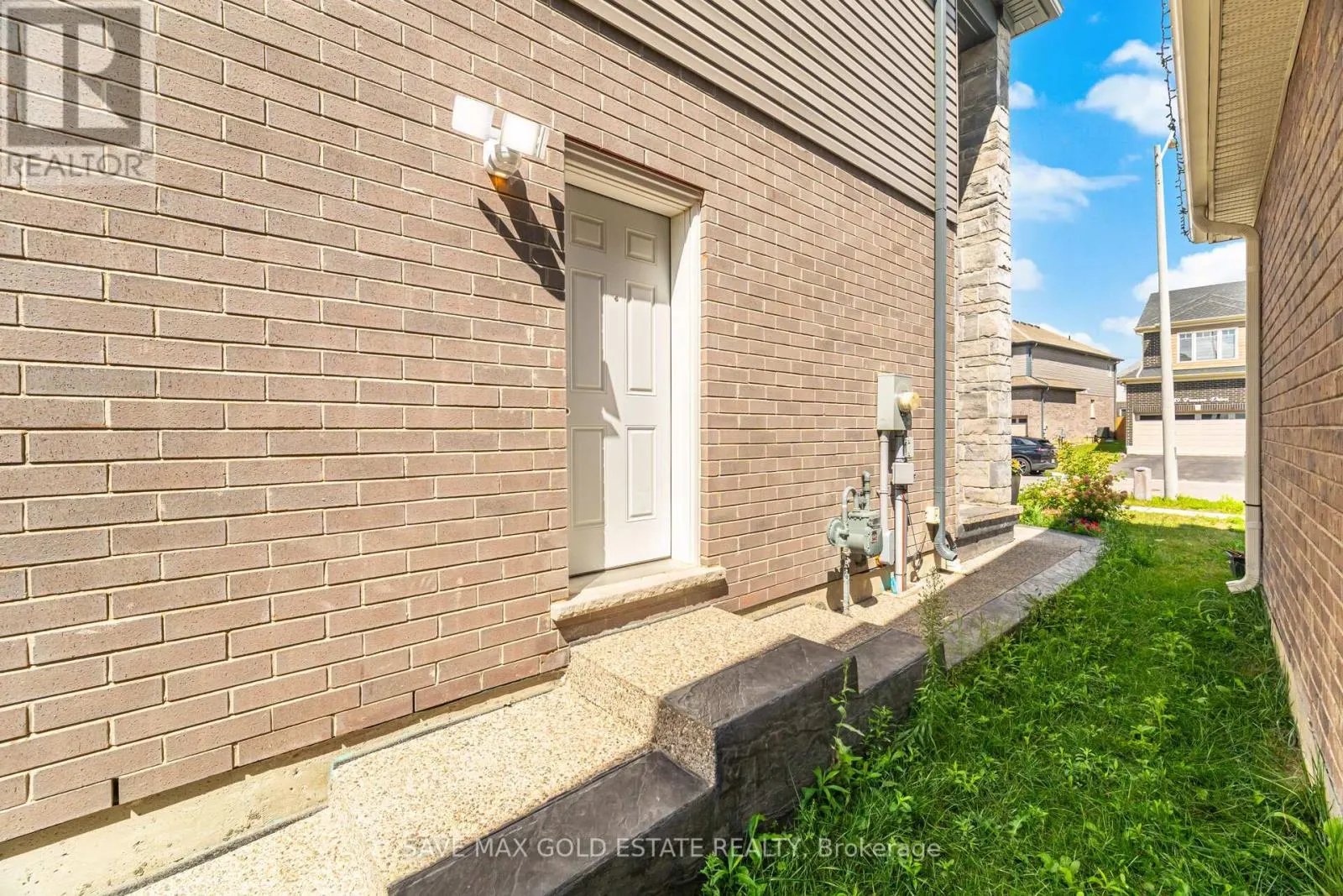 292 FREURE DRIVE