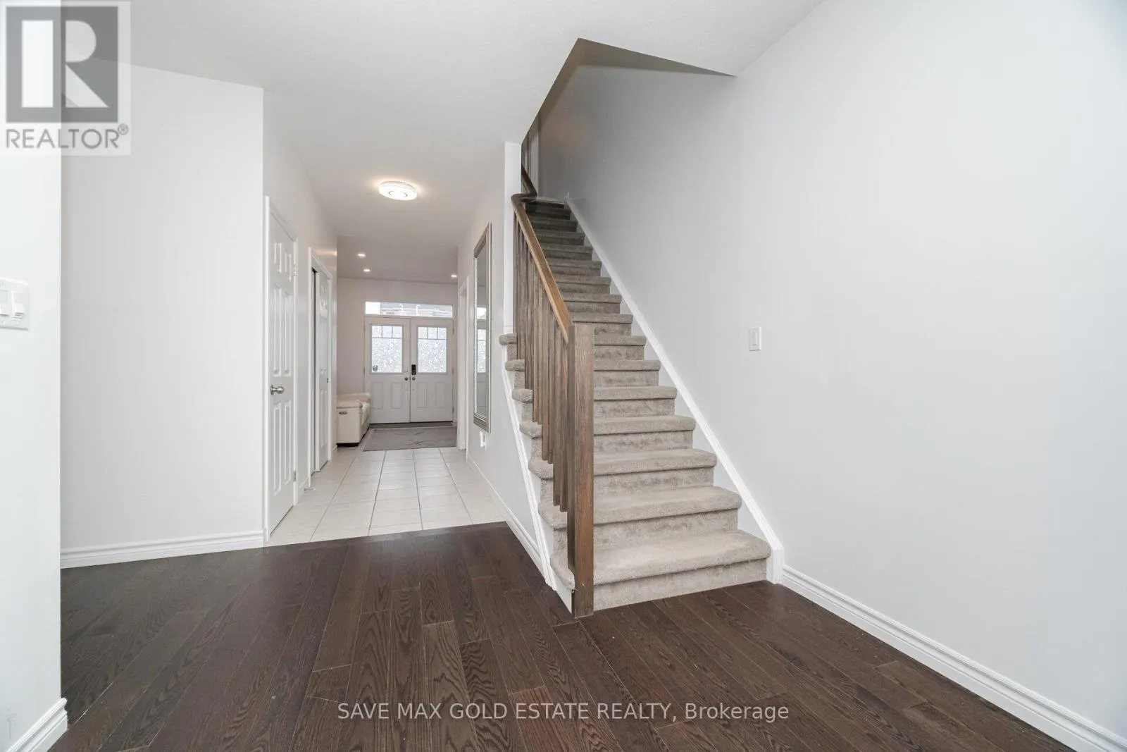 292 FREURE DRIVE
