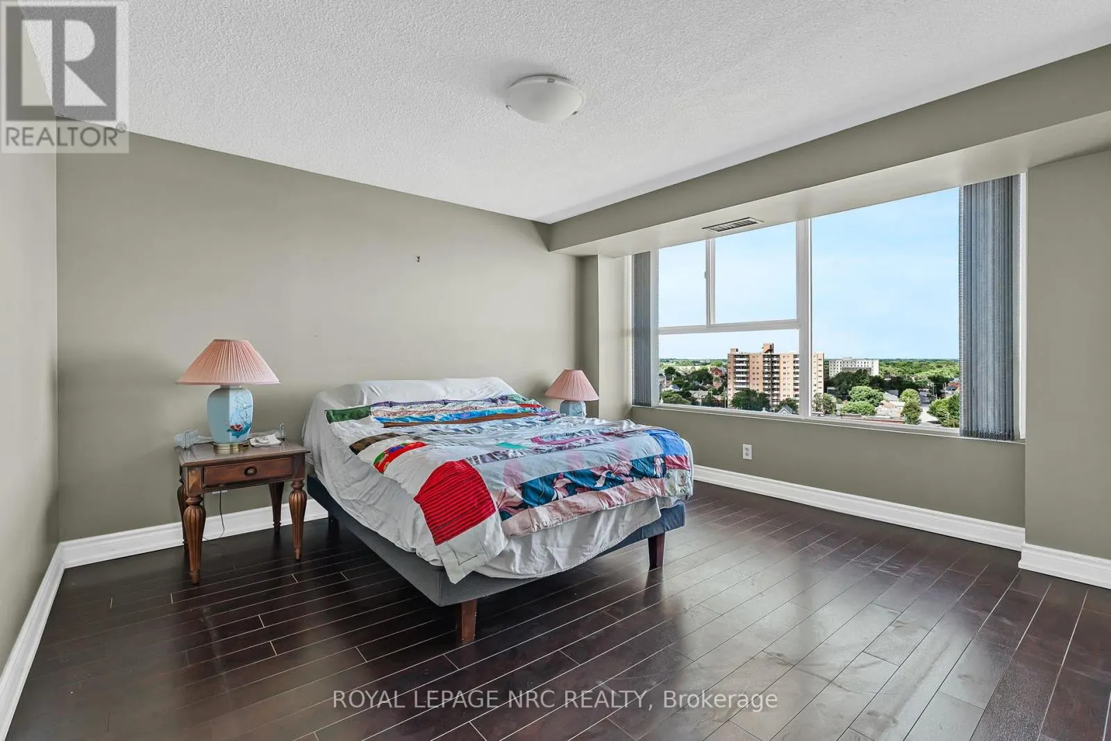 PH1 - 7 GALE CRESCENT