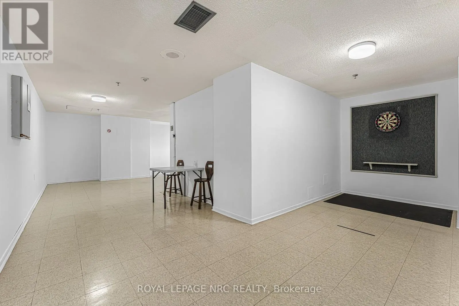 PH1 - 7 GALE CRESCENT