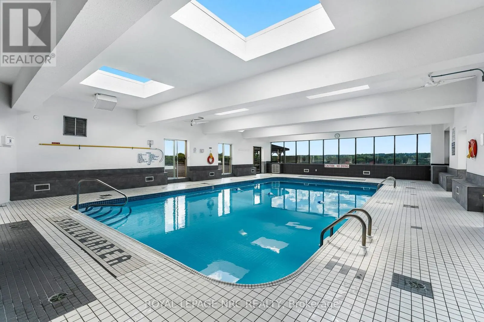 PH1 - 7 GALE CRESCENT