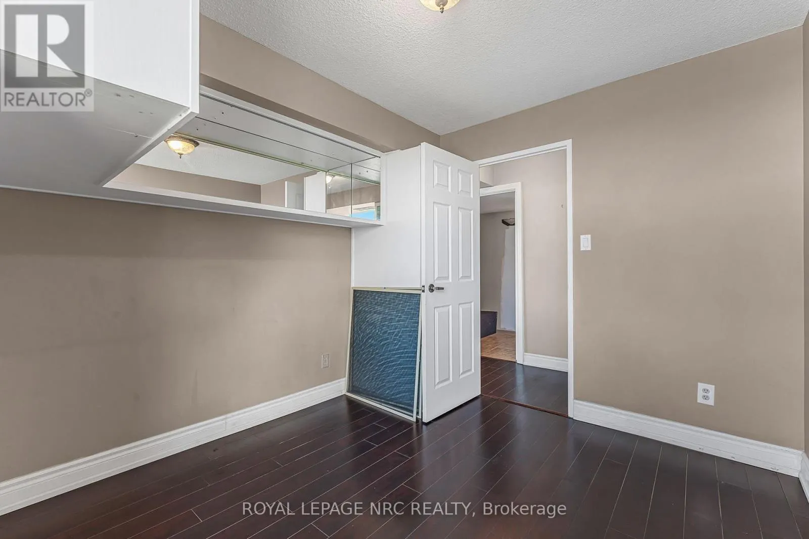 PH1 - 7 GALE CRESCENT