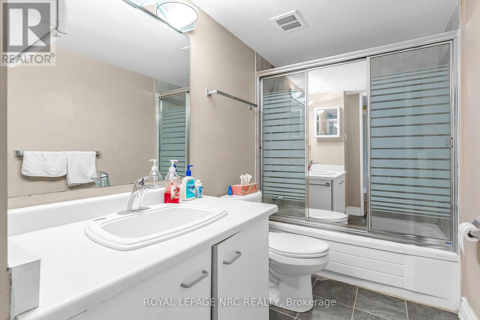 PH1 - 7 GALE CRESCENT