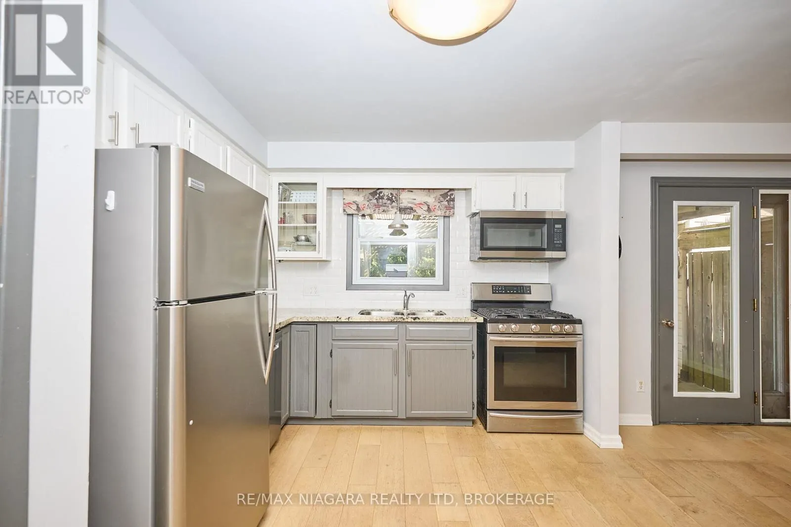 68 ACADIA CRESCENT