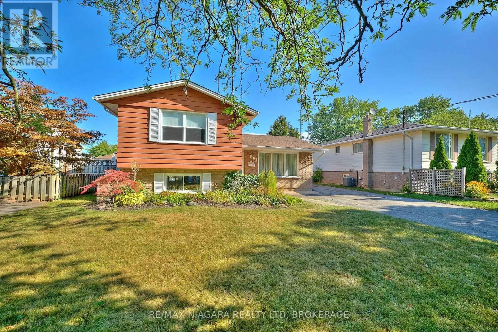 68 ACADIA CRESCENT