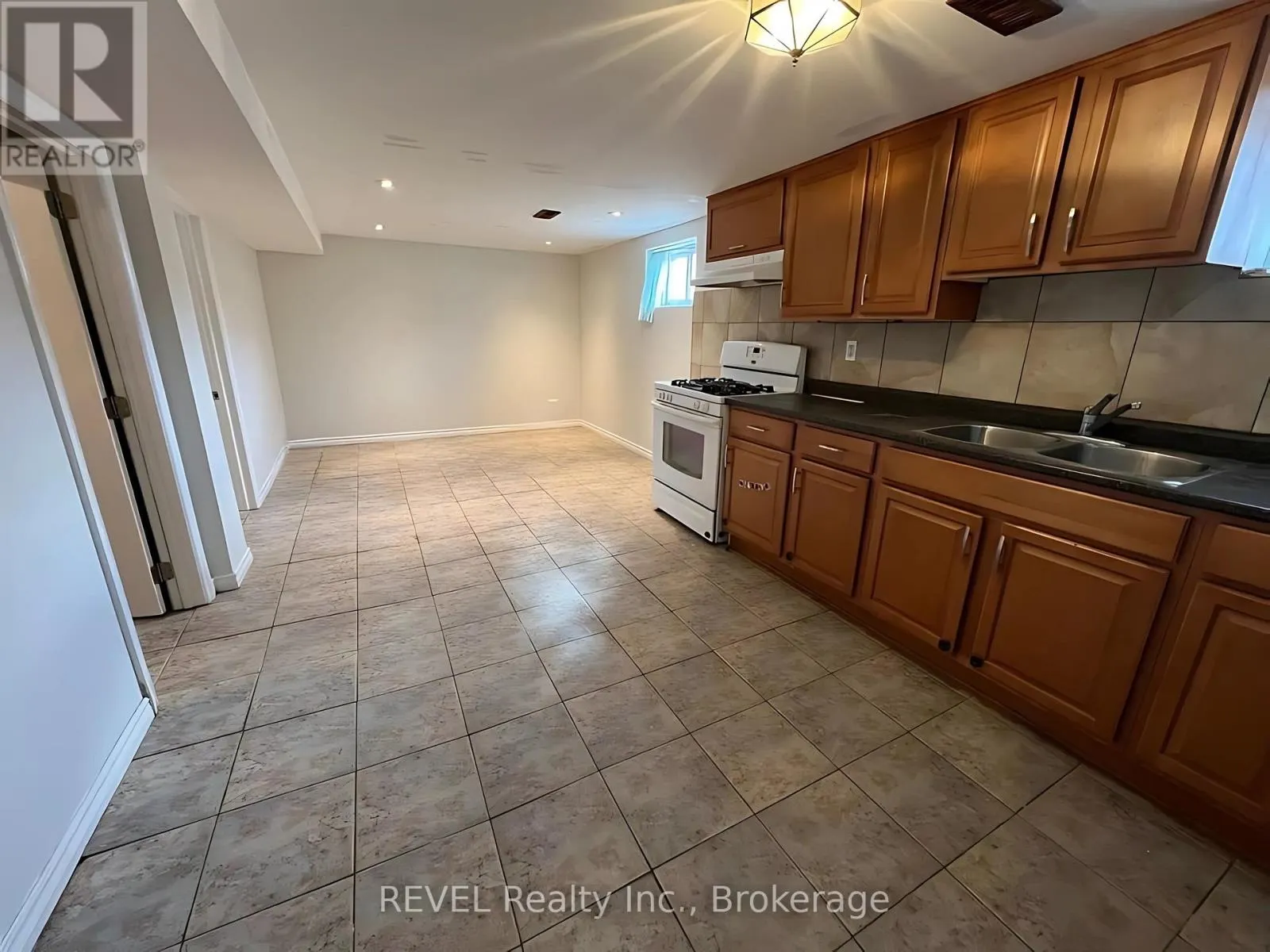 BASEMENT - 25 DELAWARE STREET, #Basement