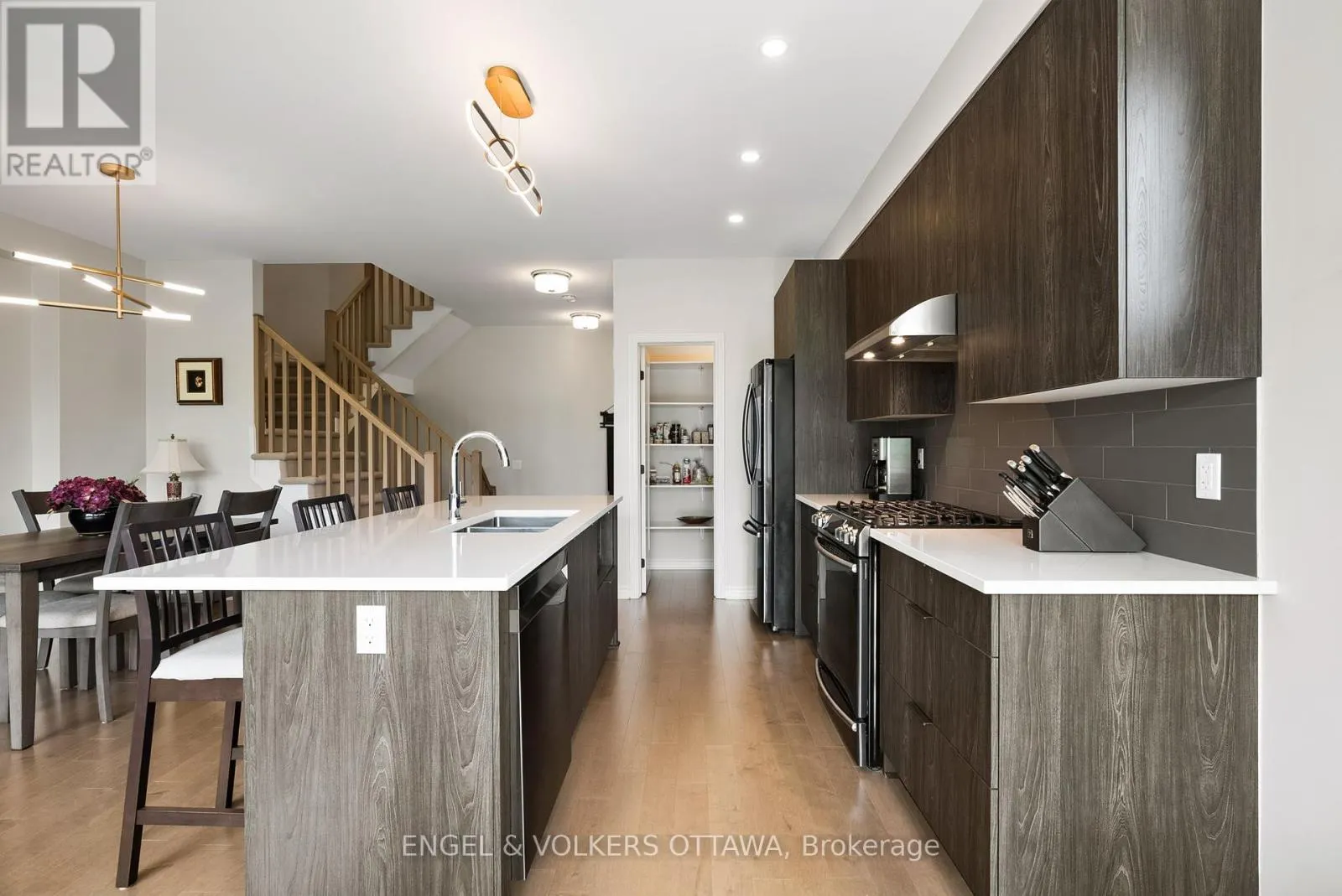 644 VIVERA PLACE