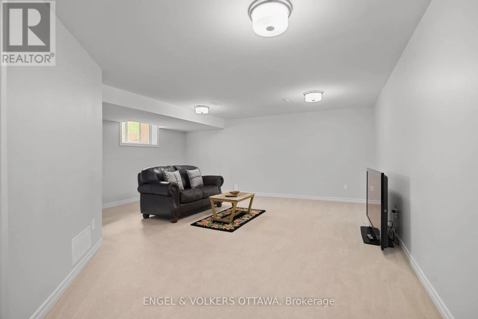644 VIVERA PLACE