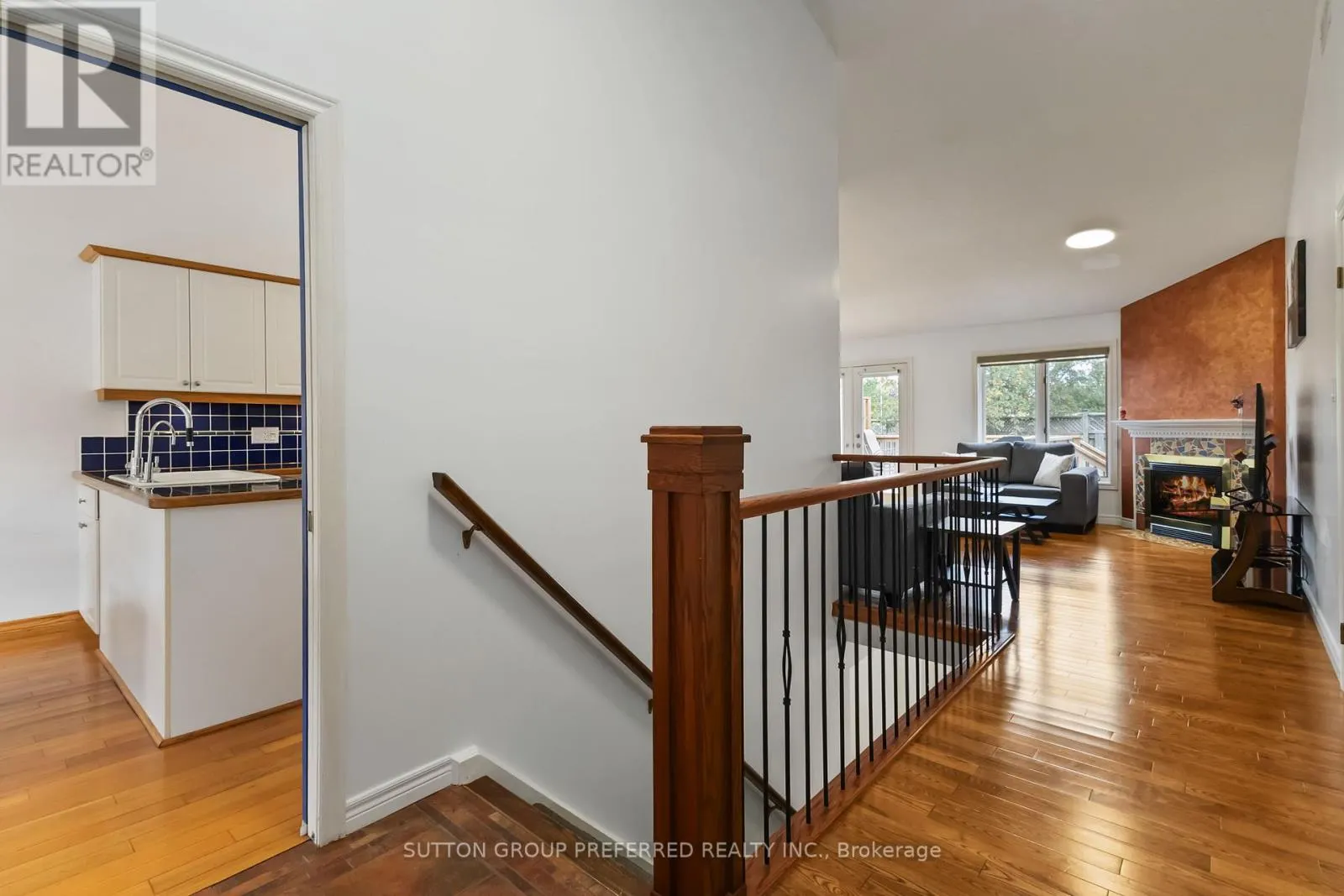 2 - 617 WHARNCLIFFE ROAD S, #2