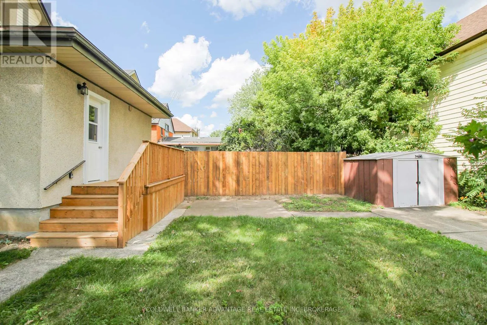 28 MYRTLE AVENUE