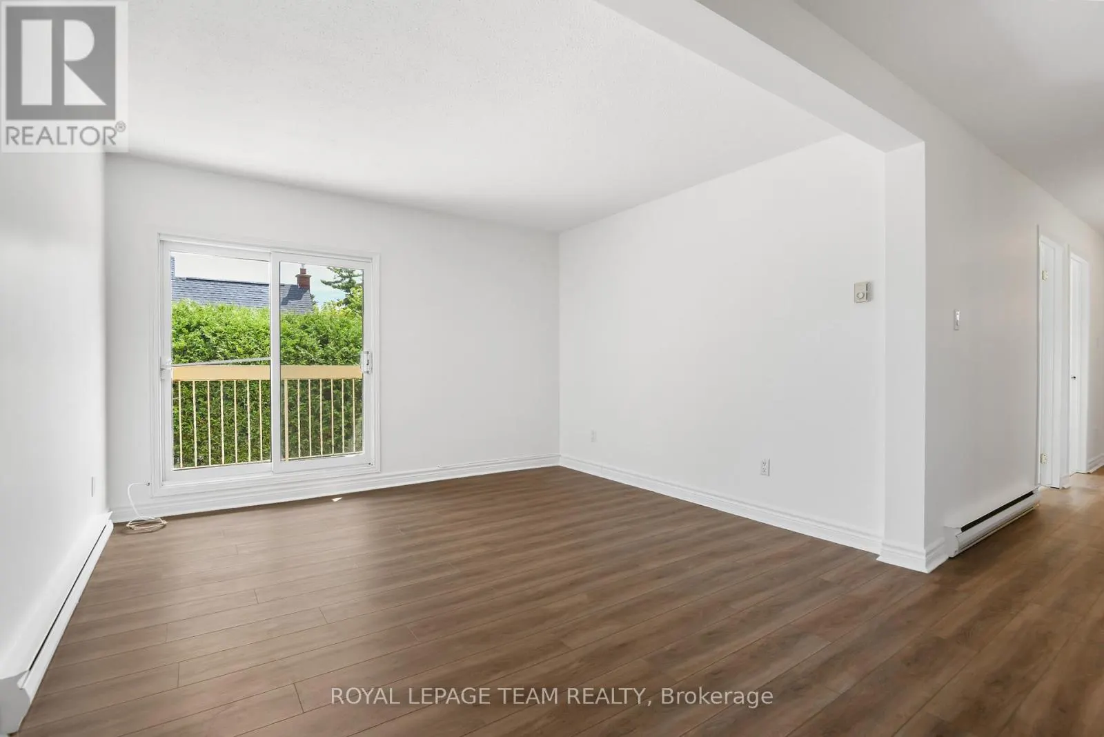 205 - 190 ELGIN STREET W
