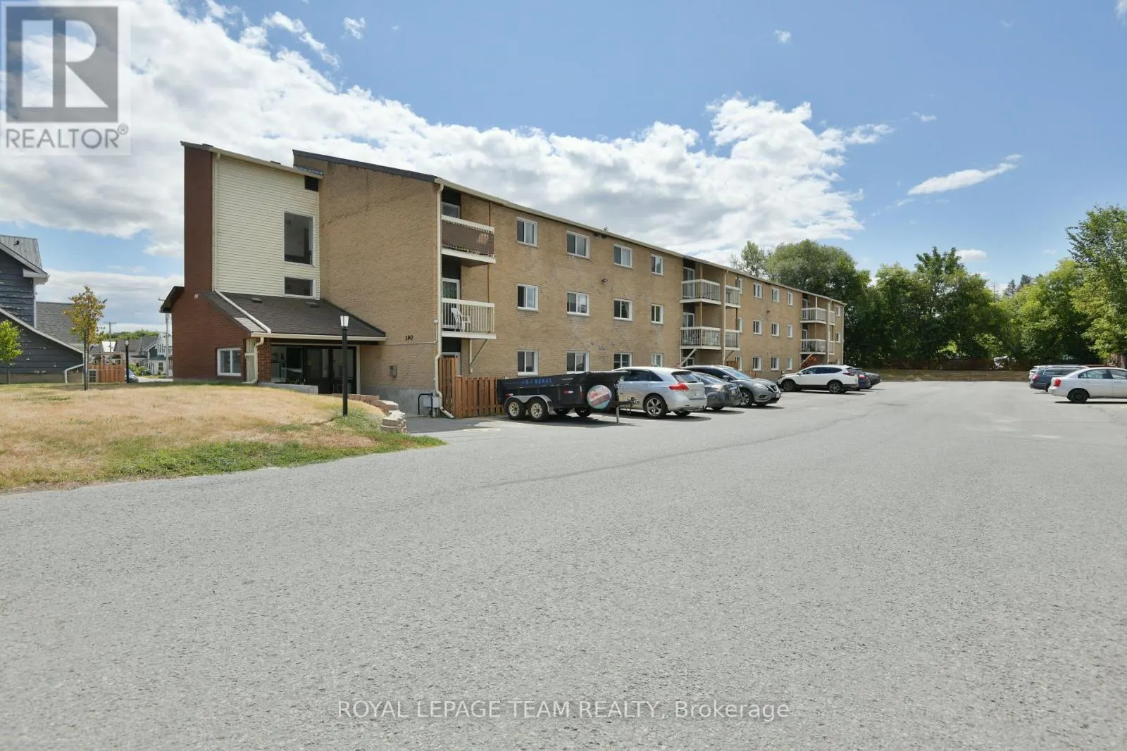 205 - 190 ELGIN STREET W
