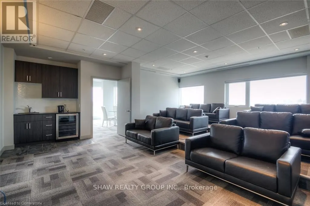 1513 - 1 VICTORIA STREET S