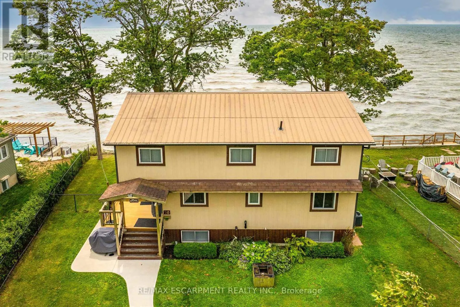 20 HOOVER POINT LANE