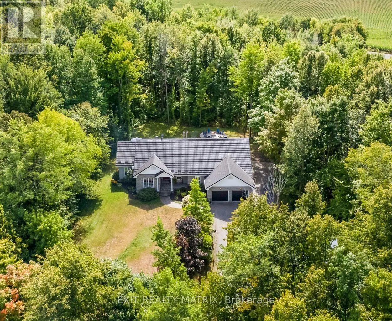 1736 GROVES ROAD