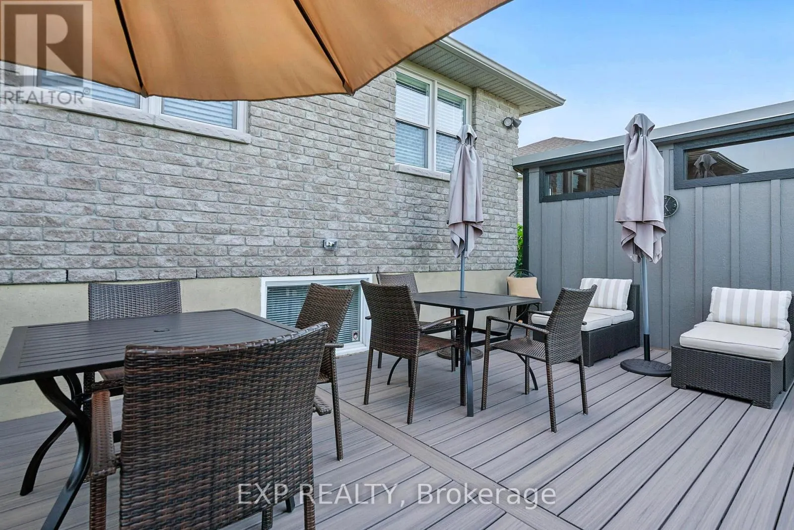 6 COVE COURT