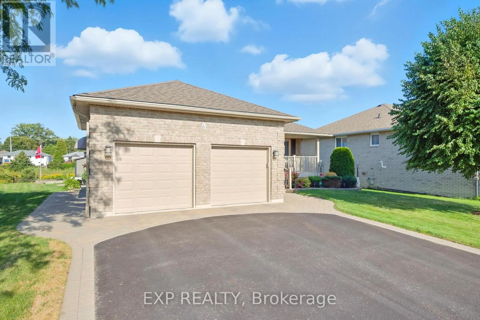 6 COVE COURT