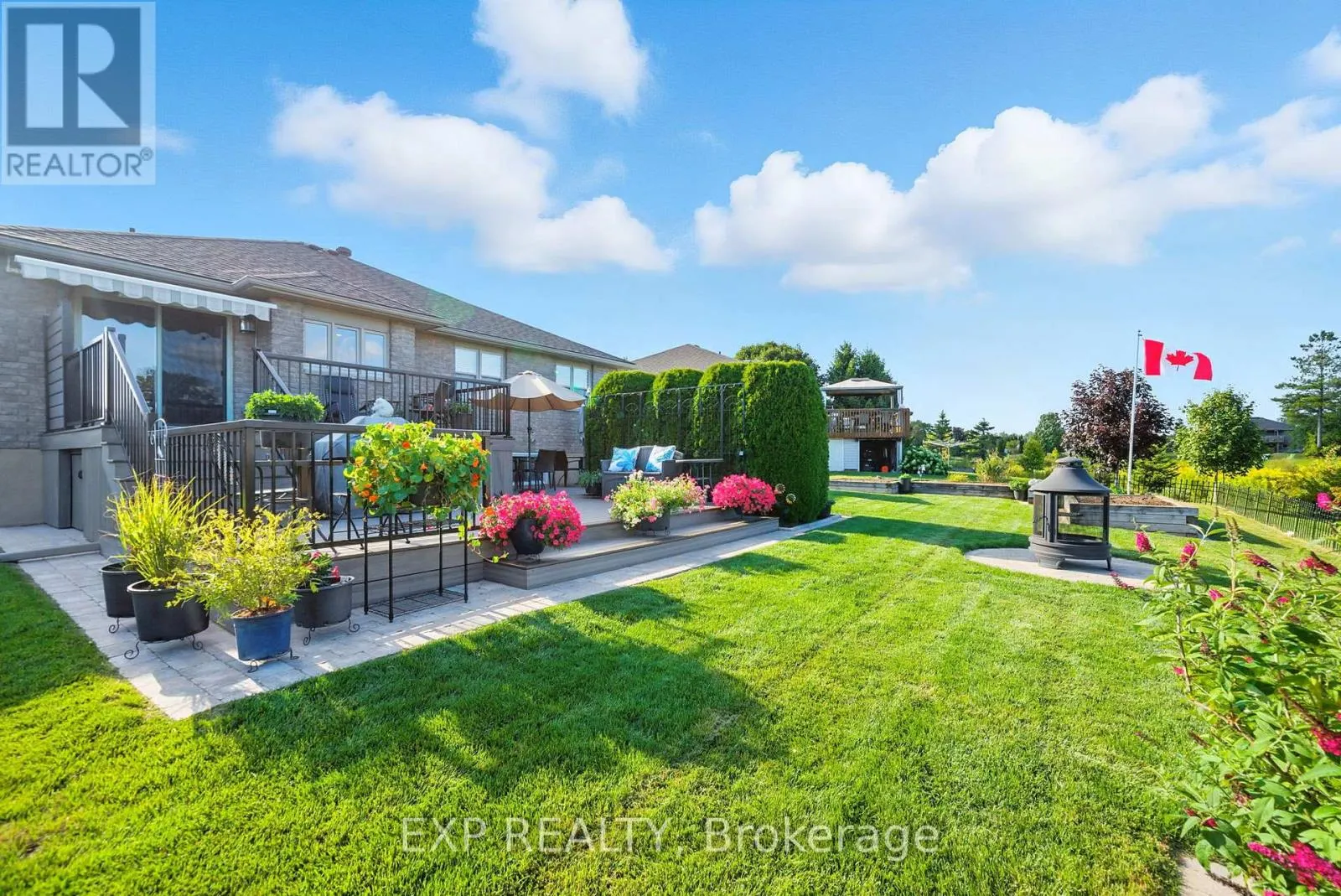 6 COVE COURT