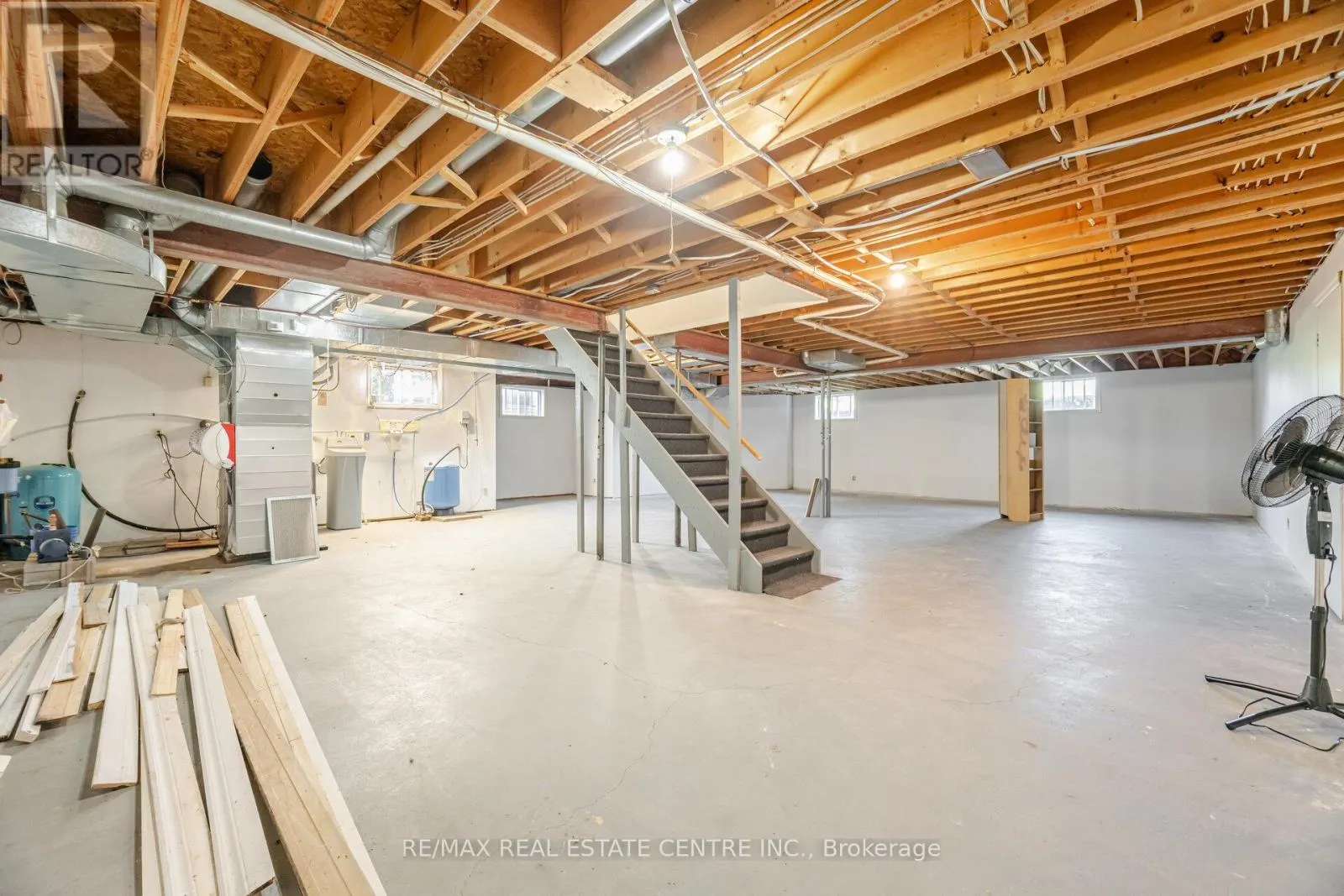 720 LINCOLN AVENUE