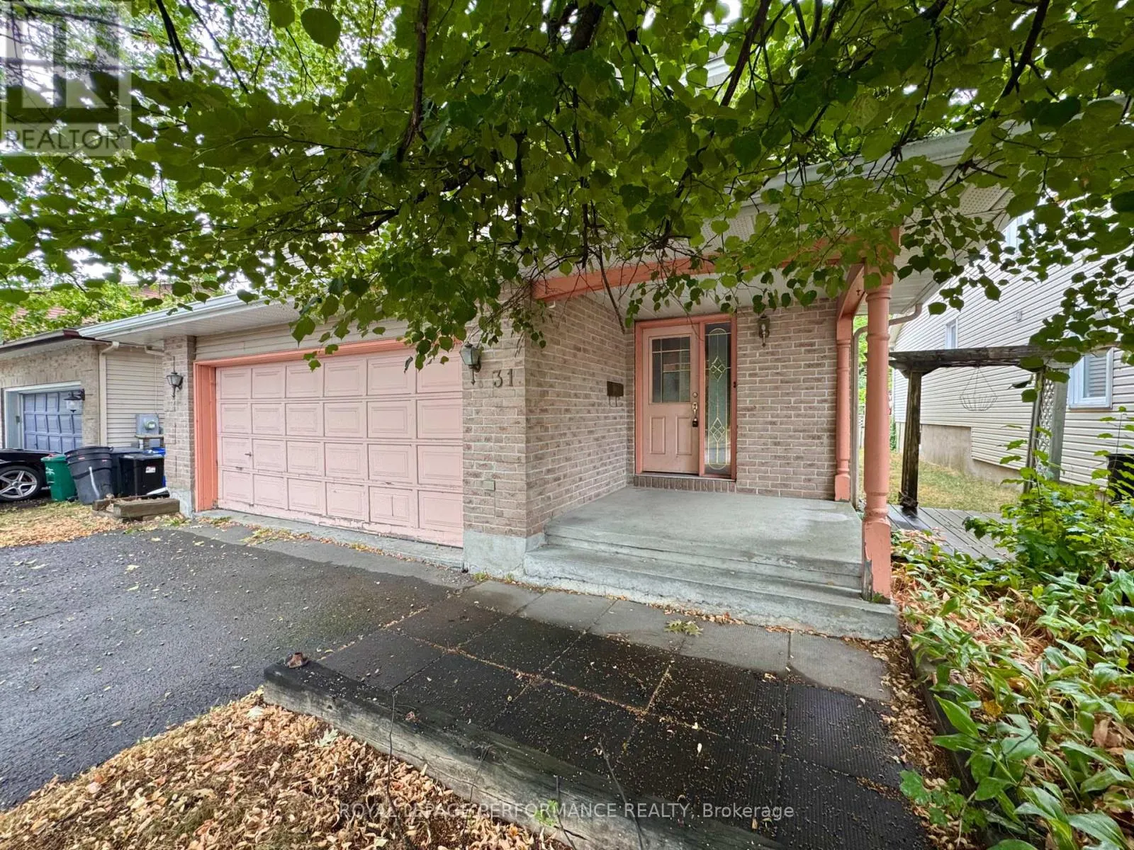 31 WILLOW GLEN DRIVE