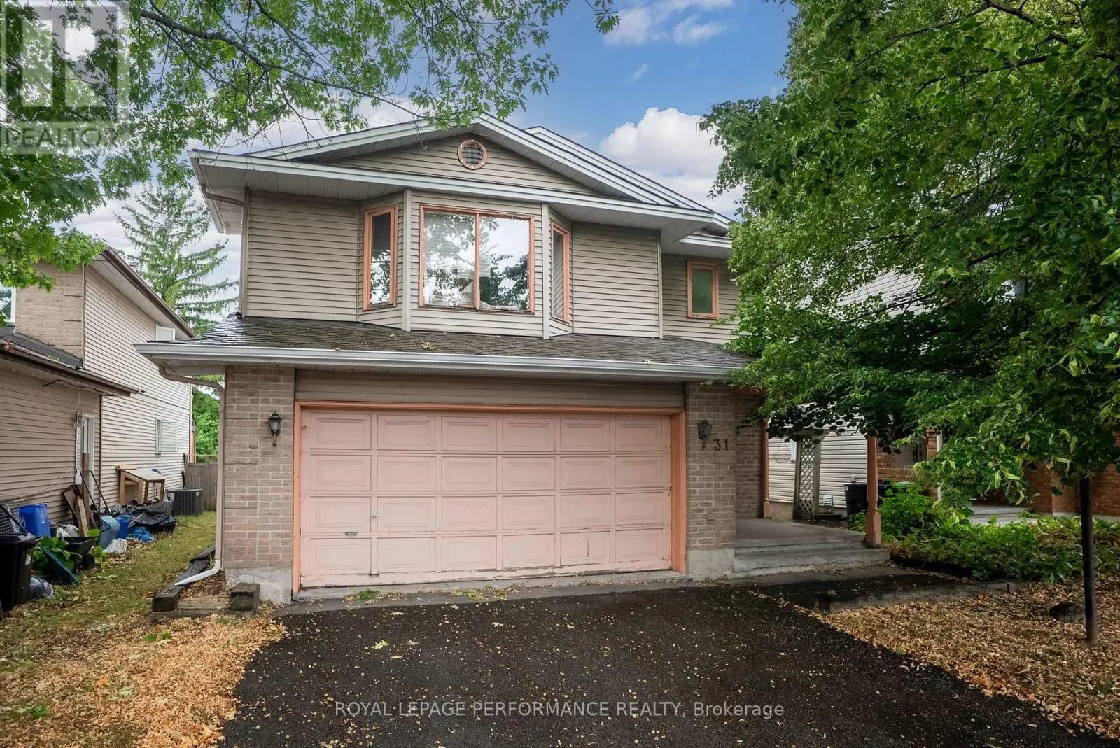 31 WILLOW GLEN DRIVE