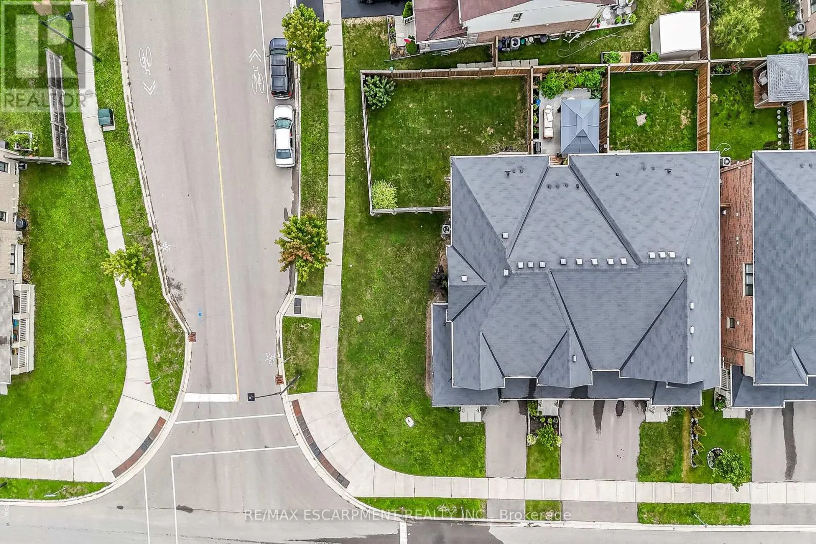 143 THOMPSON ROAD