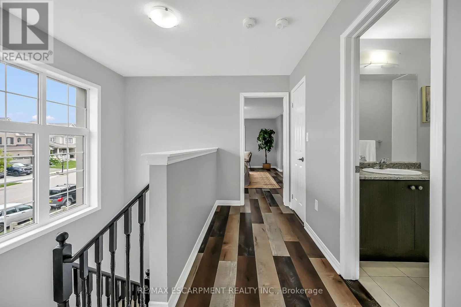143 THOMPSON ROAD